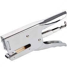 24/6 Desktop Plier Stapler